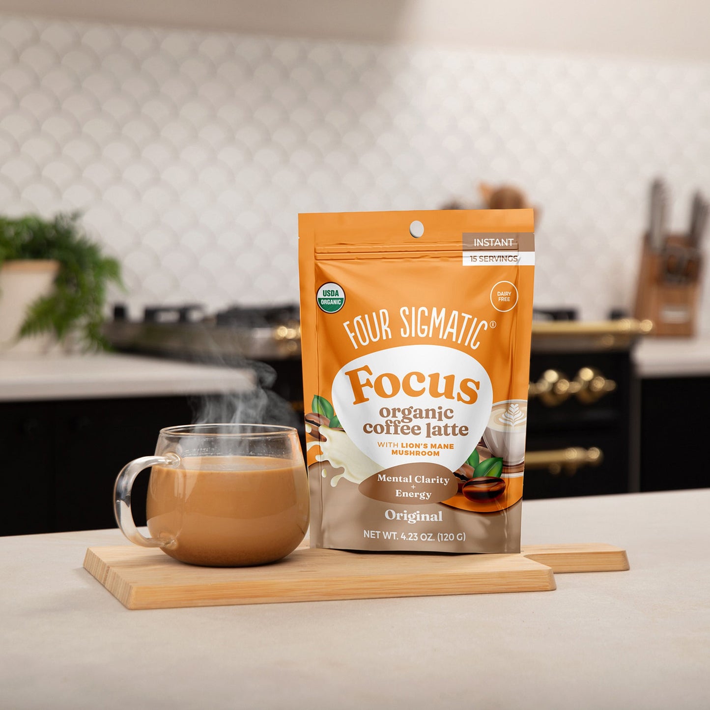 focus-organic-coffee-latte-original-q5 focus-latte-original-lifestyle2-2026.jpg