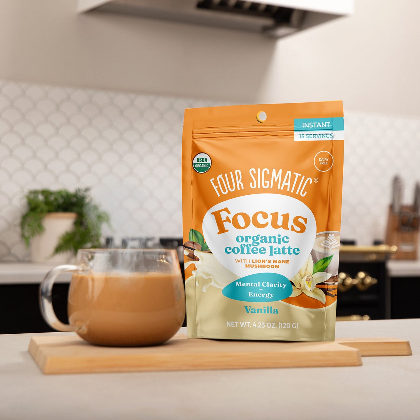 focus-organic-coffee-latte-vanilla-h7 focus-latte-vanilla-lifestyle2.jpg
